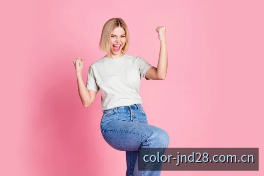 加拿大28波色走势共振光谱与多期开奖分析